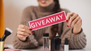 Giveaway LookWhatMomFound